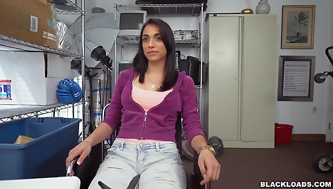 Latina pornstar with a beautiful round booty gets fucked