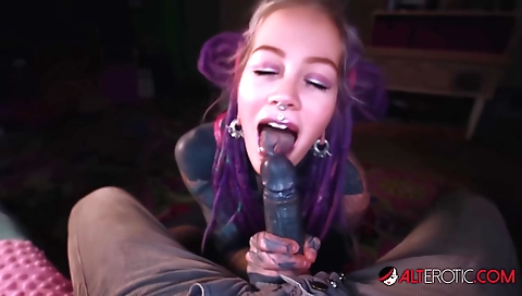 tattoo girl with big ass gets fucked in the studio