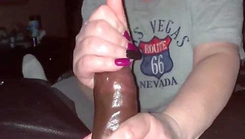 Mature chick with a beautiful face gets a handjob and fucked