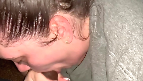 Ebony brunette enjoys dick deepthroat on the beach