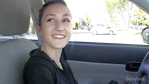 Horny brunette enjoys blowjob and gets her pussy humped